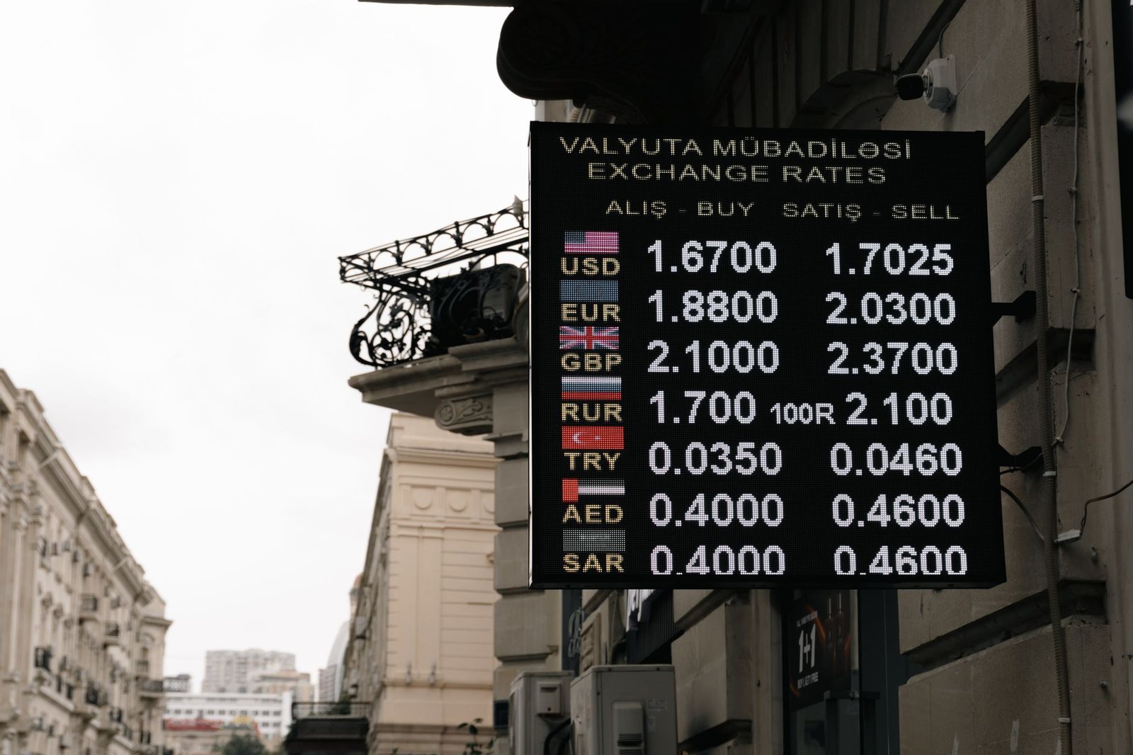 Reel sektörün döviz açığı 205,7 milyar dolara dayandı
